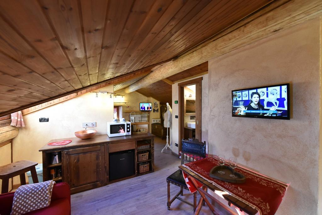 ヴァルトゥルナンシュ ロンシャン パキ シャンブル ドート Bed & Breakfast エクステリア 写真