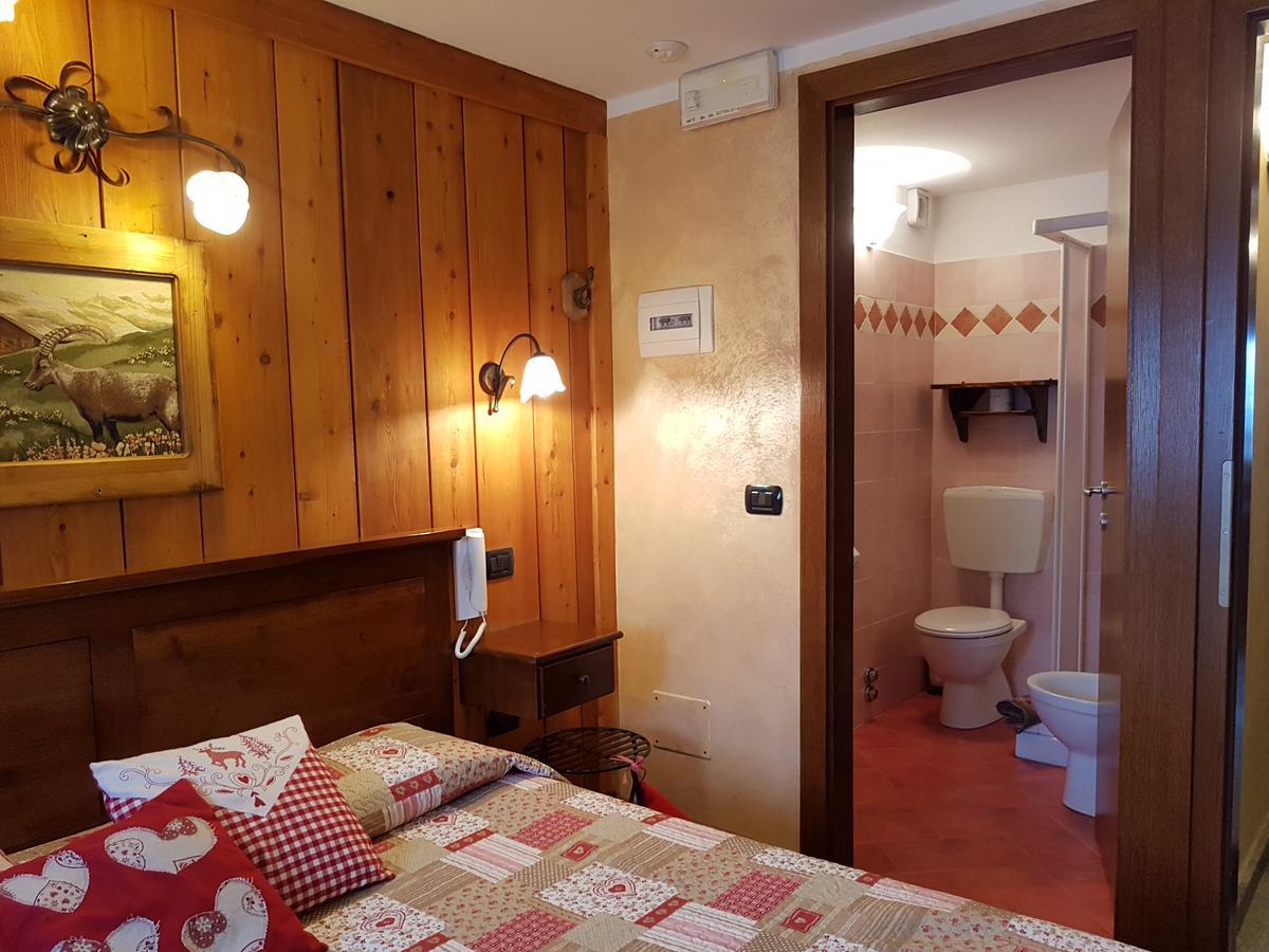 ヴァルトゥルナンシュ ロンシャン パキ シャンブル ドート Bed & Breakfast エクステリア 写真