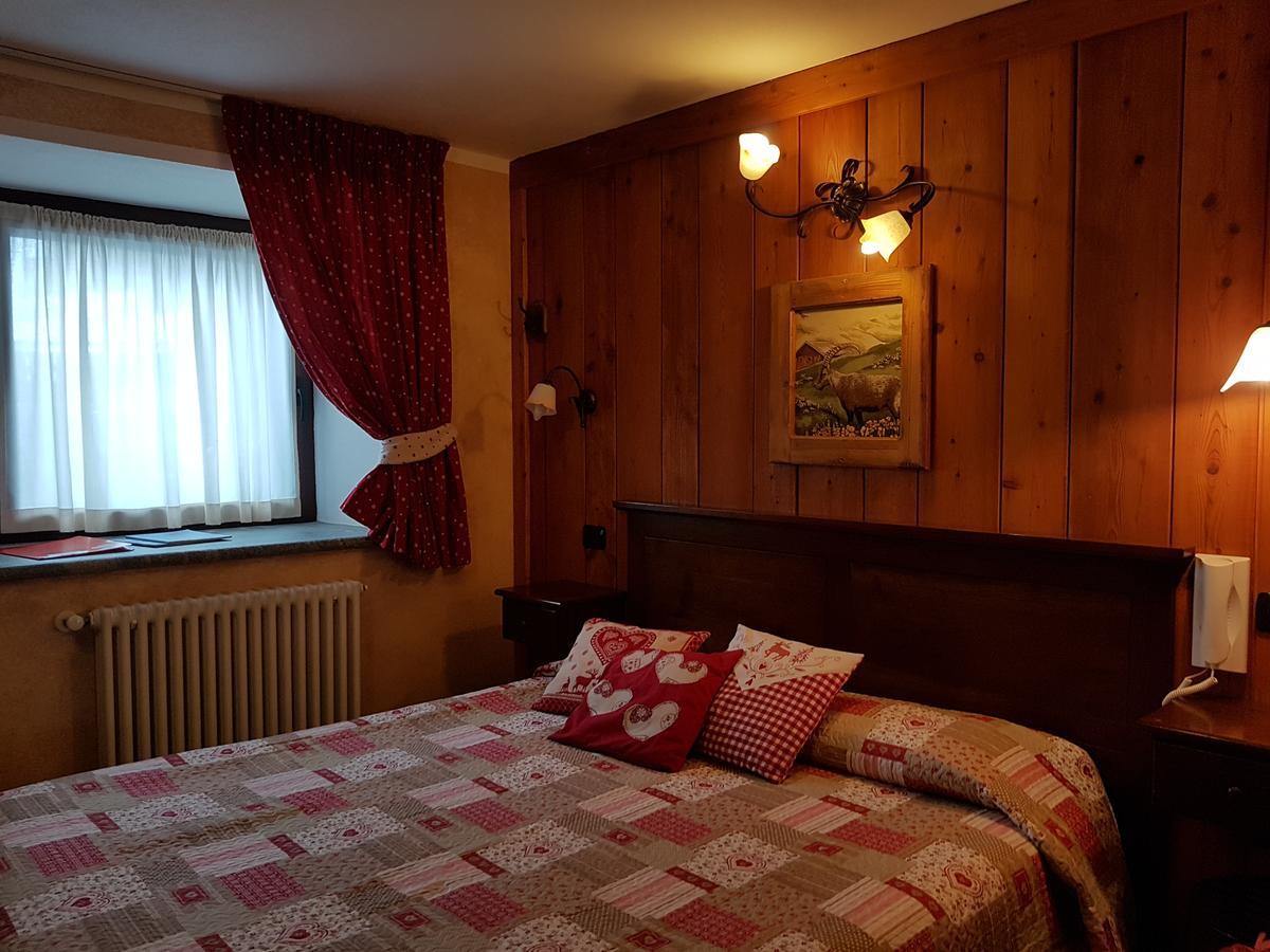 ヴァルトゥルナンシュ ロンシャン パキ シャンブル ドート Bed & Breakfast エクステリア 写真