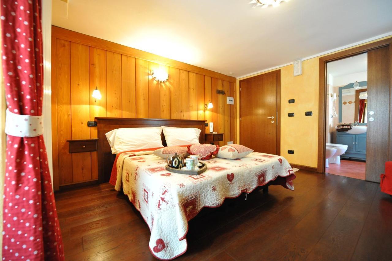 ヴァルトゥルナンシュ ロンシャン パキ シャンブル ドート Bed & Breakfast 部屋 写真