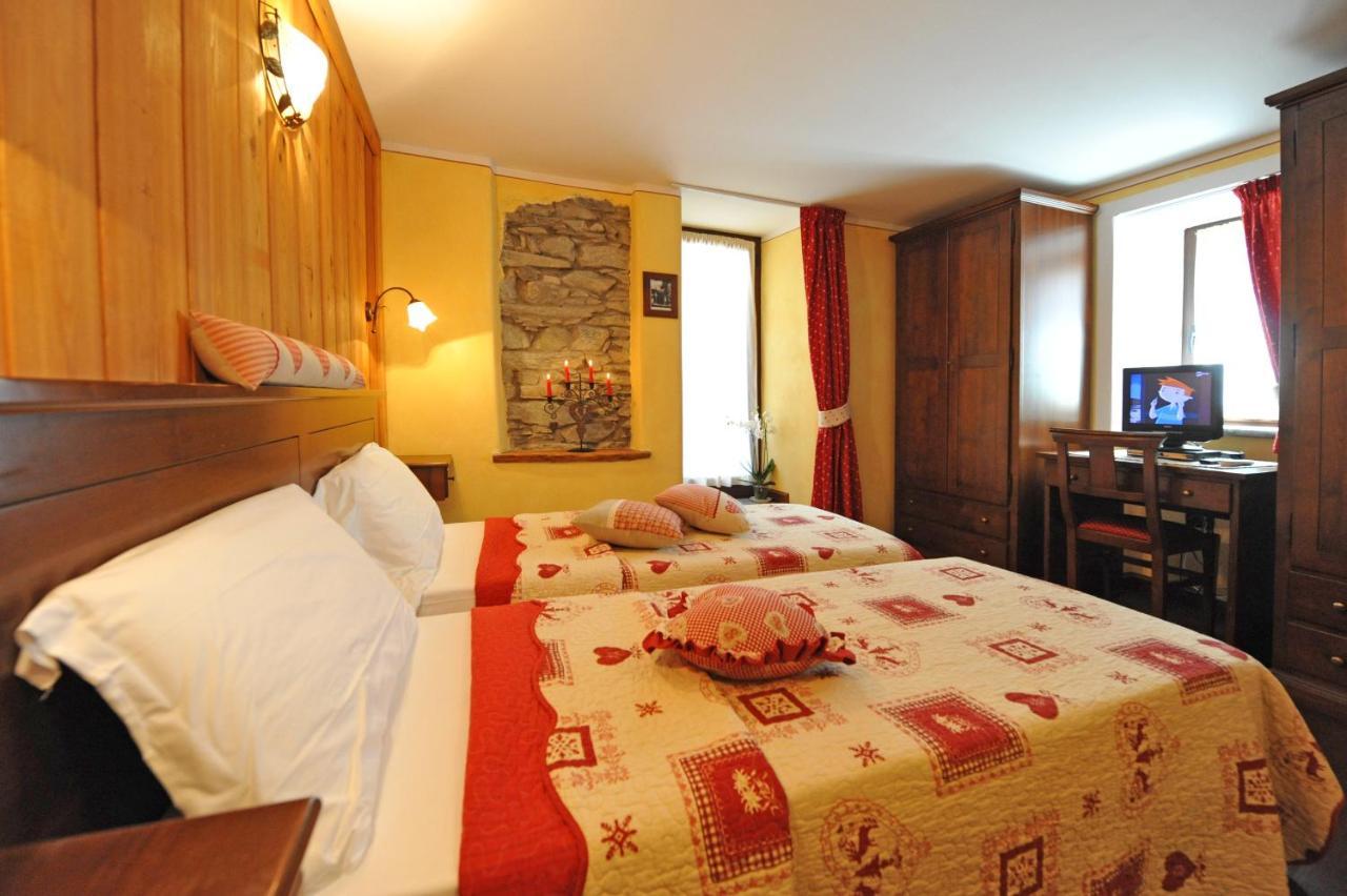 ヴァルトゥルナンシュ ロンシャン パキ シャンブル ドート Bed & Breakfast エクステリア 写真
